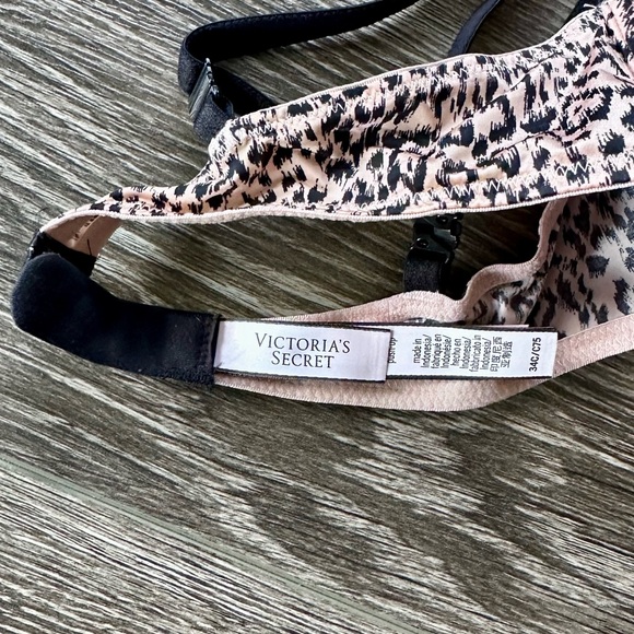 Victorias Secret Cheetah Bra - Picture 3 of 3
